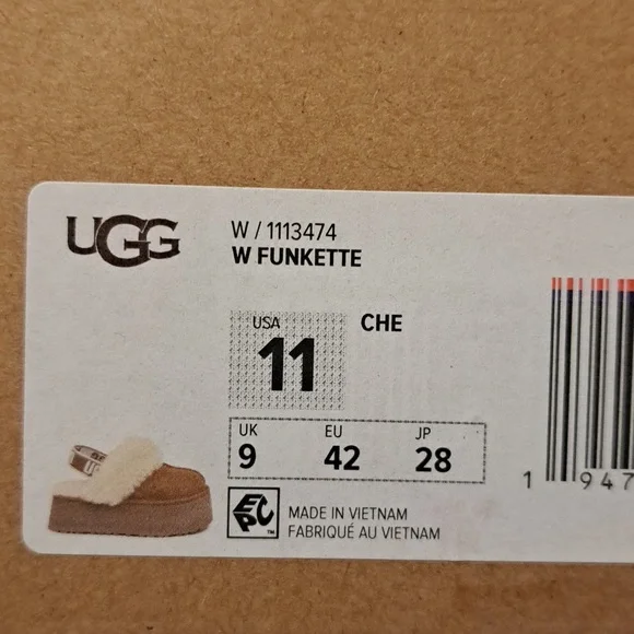 UGG Funkette Platforms - Picture 6 of 6